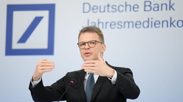 Deutsche-Bank-Chef : Sewing: Vorsteuergewinn könnte auch 2023 steigen