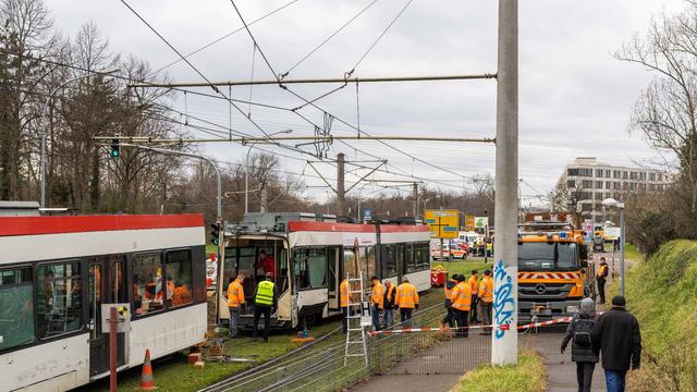 Freiburg im Breisgau: Verletzte bei Kollision von Straßenbahnen 