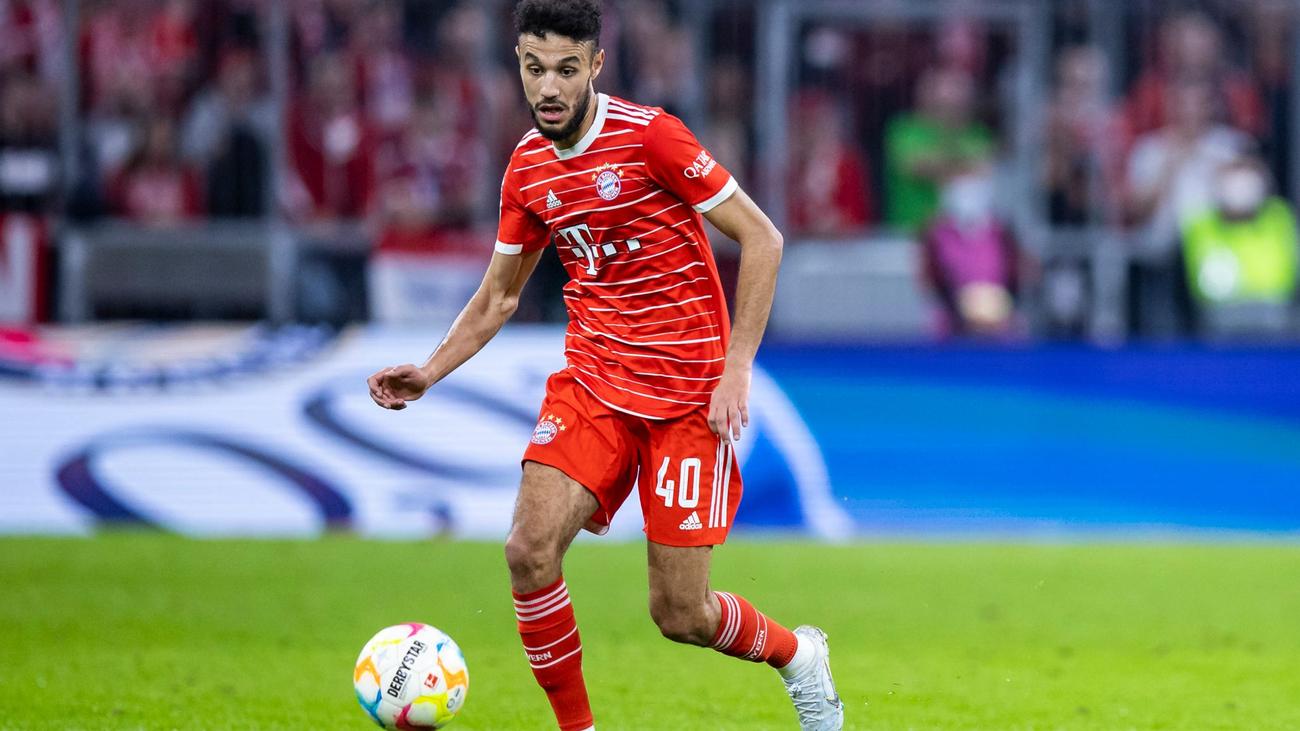 Comeback BayernVerteidiger Mazraoui beginnt mit Aufbautraining ZEIT