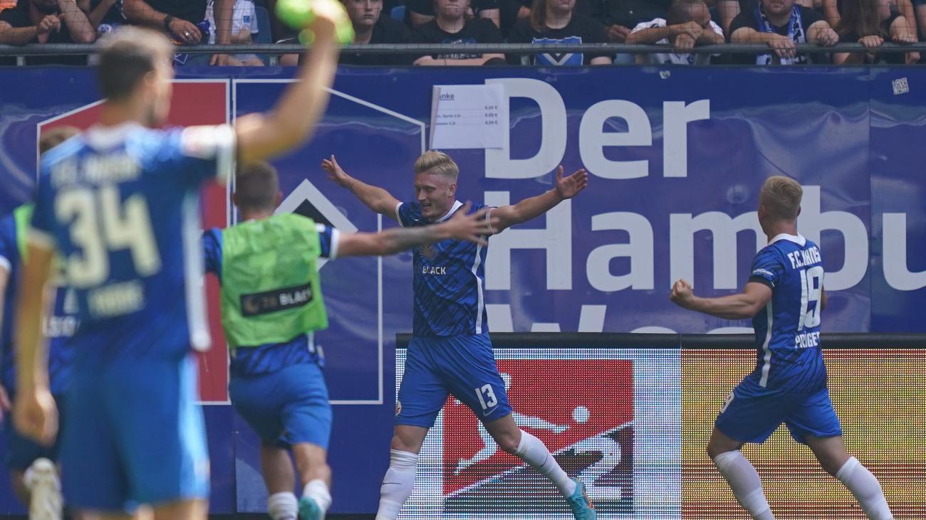 Hansa Empfängt Den Hsv – Bittere Pleite: Hier verspielt der HSV den ...