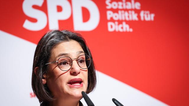 Parteien: Serpil Midyatli als SPD-Landesvorsitzende wiedergewählt