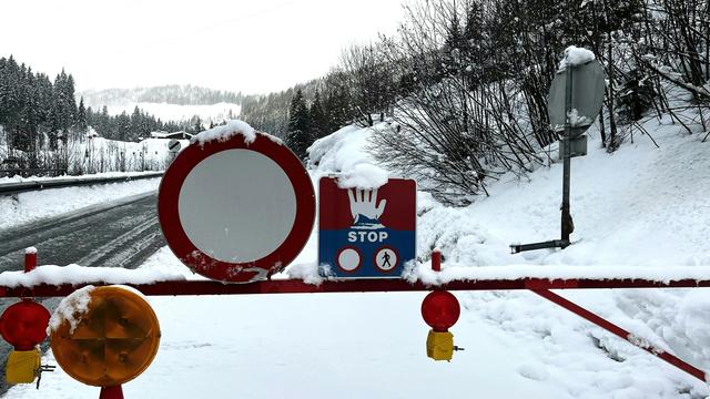 Unfälle: Toter unter Lawine in Österreich gefunden