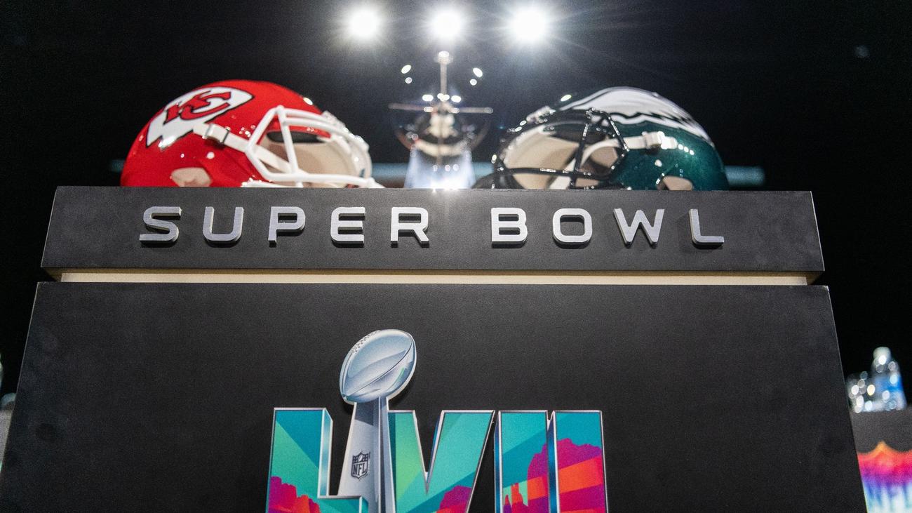 American Football Deutsche NFLProfis tippen auf SuperBowlSieg der