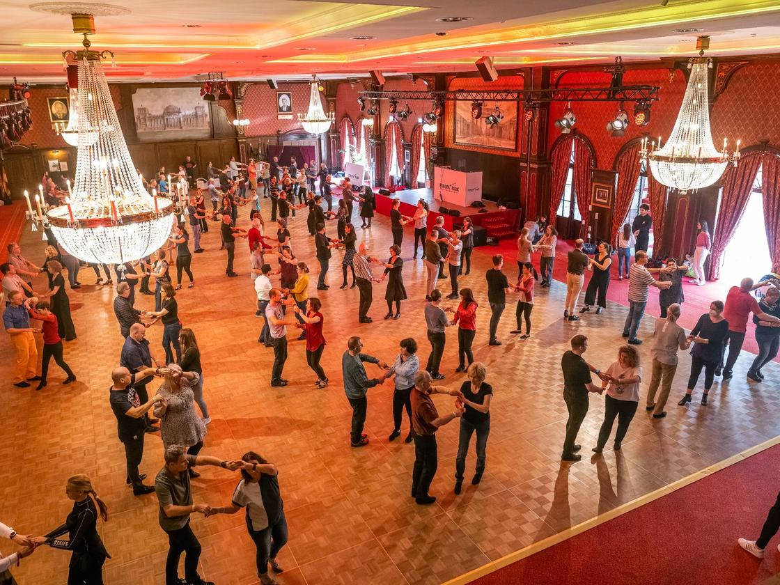 Freizeit: Euro Dance Festival lockt Tanzbegeisterte nach Südbaden | ZEIT  ONLINE