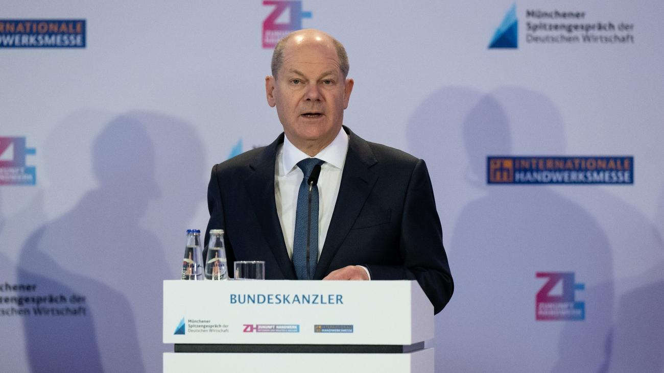 Bundeskanzler: Wirtschaft Fordert Von Scholz Neue Zukunftsstrategie ...