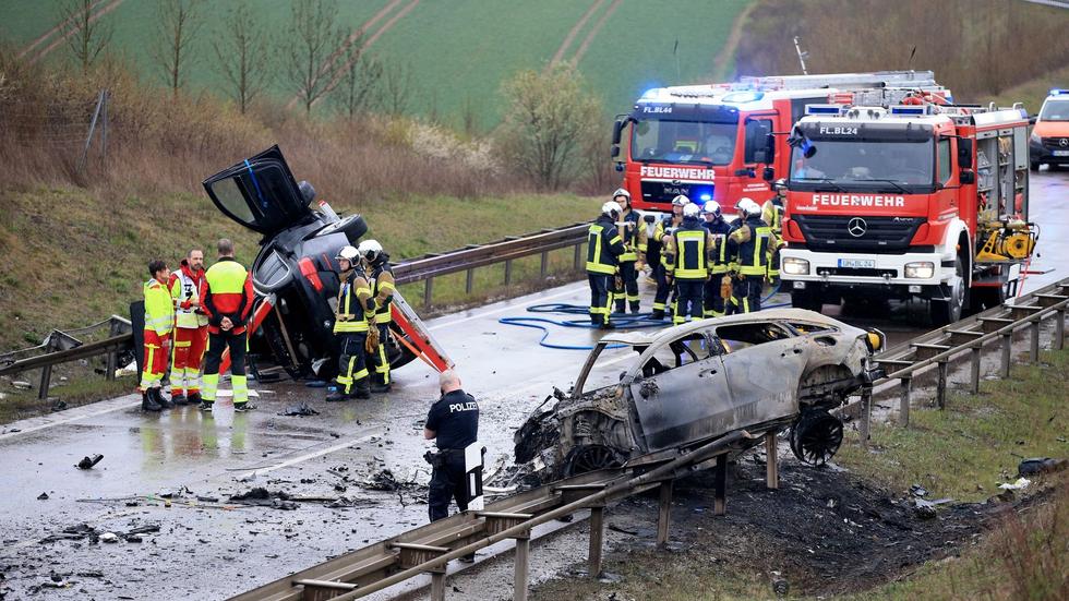 Verkehrsunfall Crash mit sieben Toten Mann seit Jahren ohne Führerschein ZEIT ONLINE