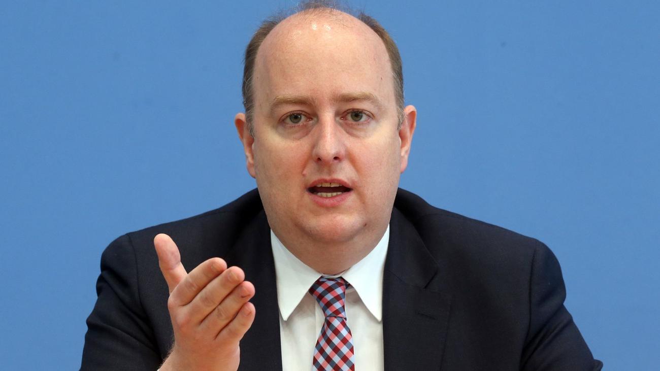 Steuerskandal WarburgBank Union sieht viele offene Fragen ZEIT ONLINE