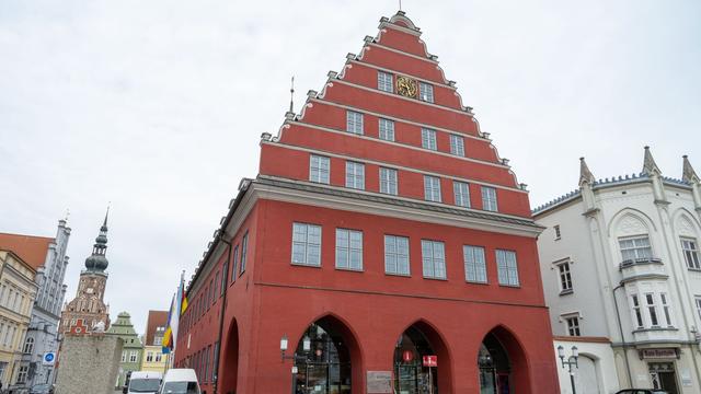 Vorpommern-Greifswald: Weg frei: Bürgerentscheid zu Geflüchtetenunterkünften