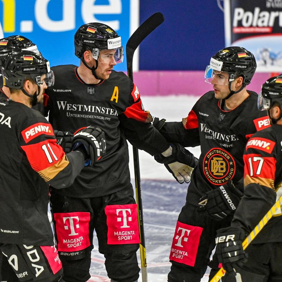 WM-Vorbereitung Erster Sieg für neuen Eishockey-Bundestrainer Kreis ZEIT ONLINE