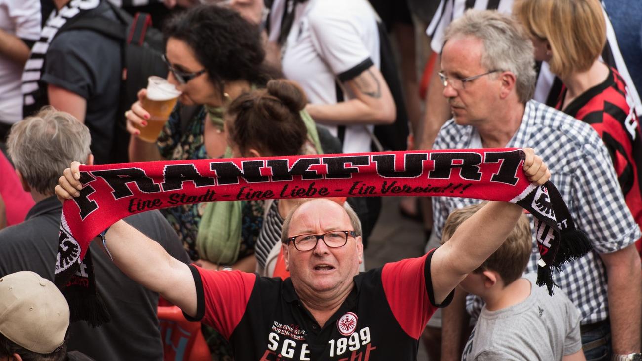 DFBPokal Pokalfinale Kein gemeinsamer Fanschal von SGE und Leipzig