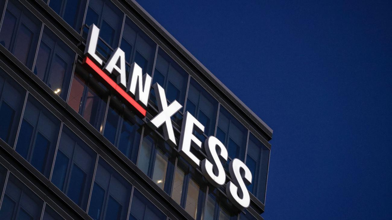Chemiekonzern Lanxess mit Gewinnrückgang zum Jahresstart ZEIT ONLINE