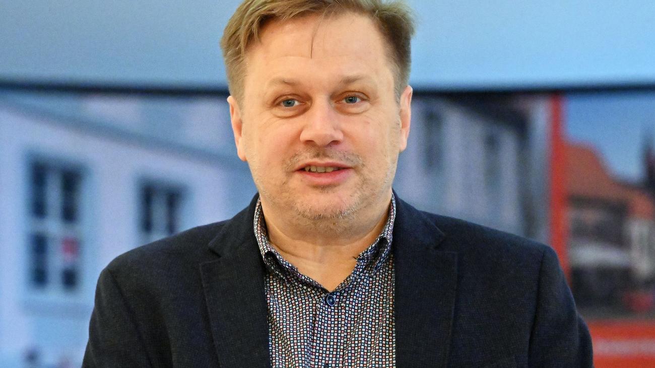 Landratswahl SPDKandidat Steffen wird neuer Landrat im Kreis Oder