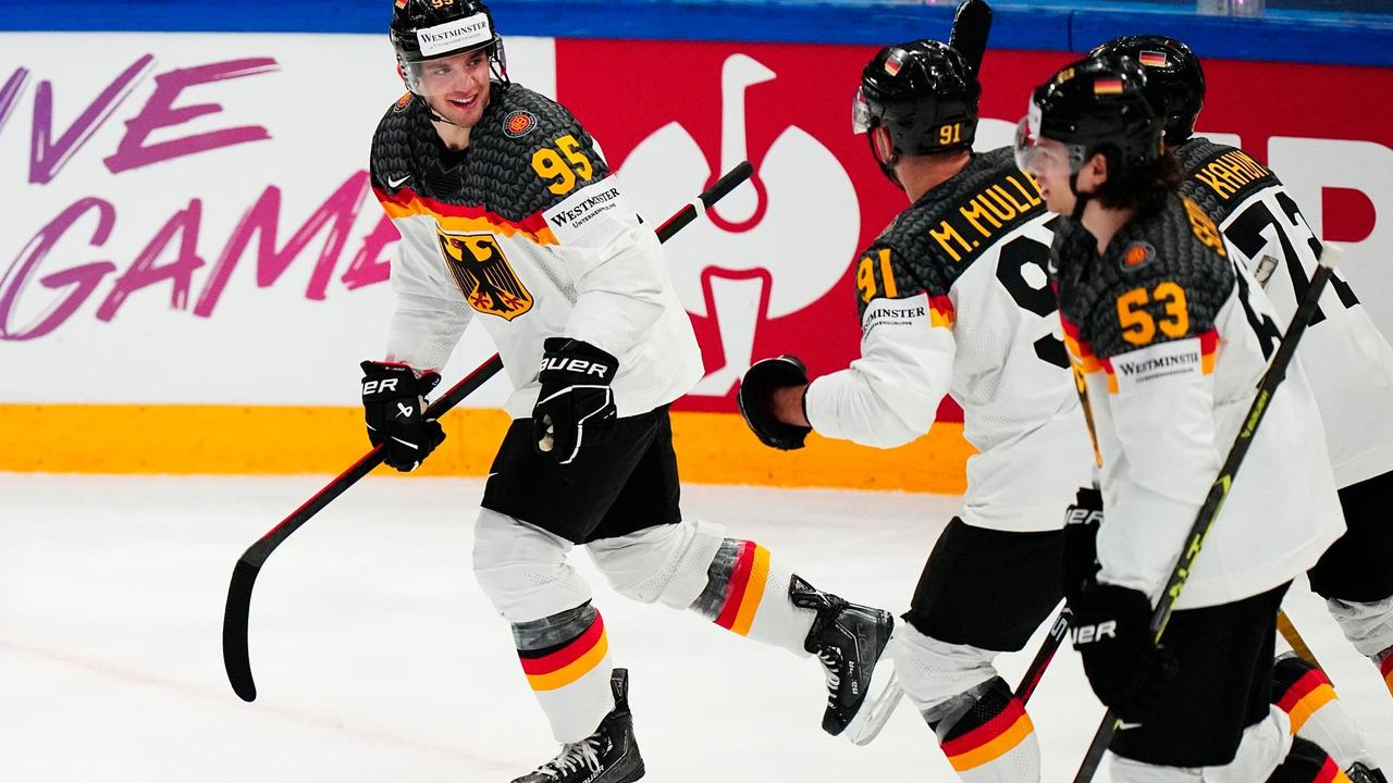 Sieg gegen Frankreich Souveräner deutscher Viertelfinaleinzug bei Eishockey-WM ZEIT ONLINE