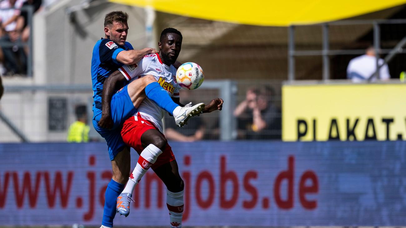 Auswärtserfolg Heidenheim schafft erstmals den Aufstieg in die