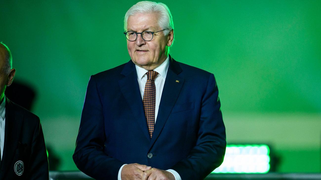 Bundespräsident Steinmeier wirbt auf dem Kirchentag für Zusammenhalt