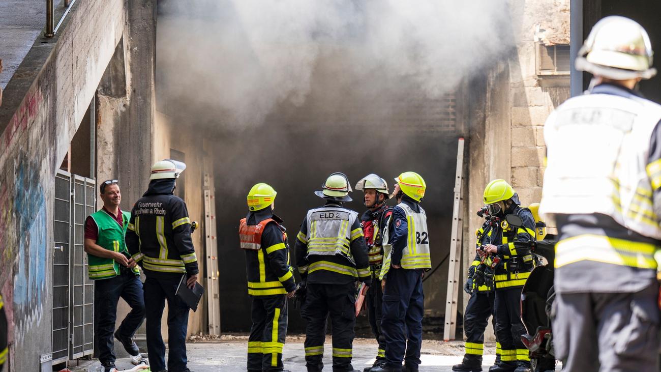 Ermittlungen: Ursache Für Brand In Tiefgarage Noch Unklar | ZEIT ONLINE