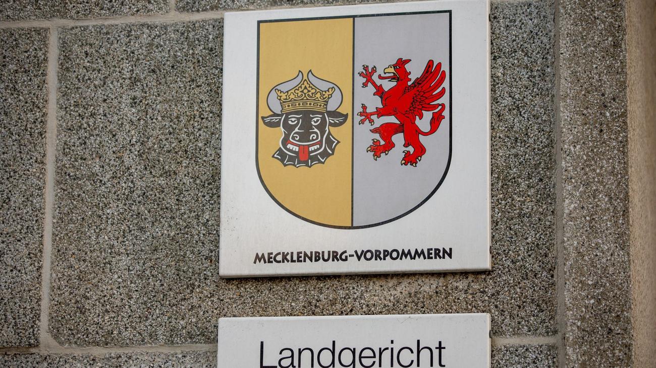 Landgericht Rostock Mordprozess Ließ Mutter ihren einjährigen Sohn