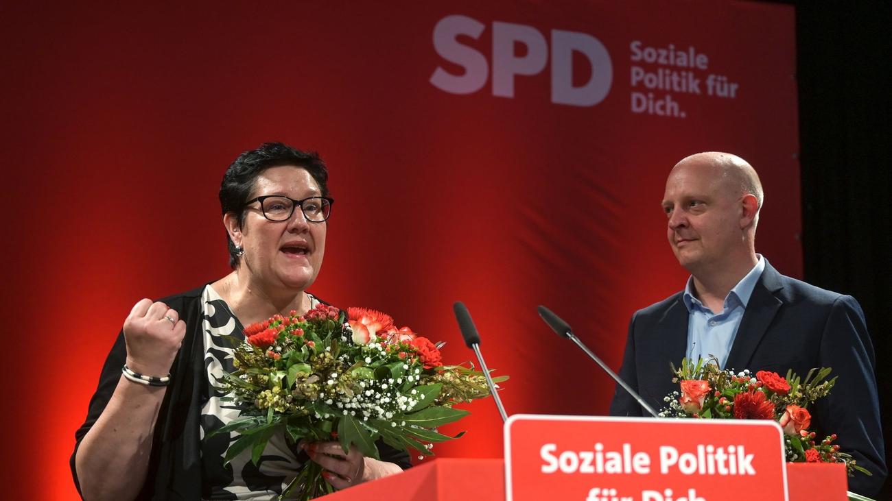 Parteien: Landesparteitag Der SPD In Sachsen Bestätigt Führungsduo ...