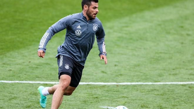 Bundesliga: Bericht: Union Berlin spricht mit Volland über Wechsel ...