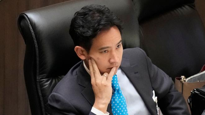 Nach Parlamentswahlen: Pita Limjaroenrat im Parlament in Bangkok.