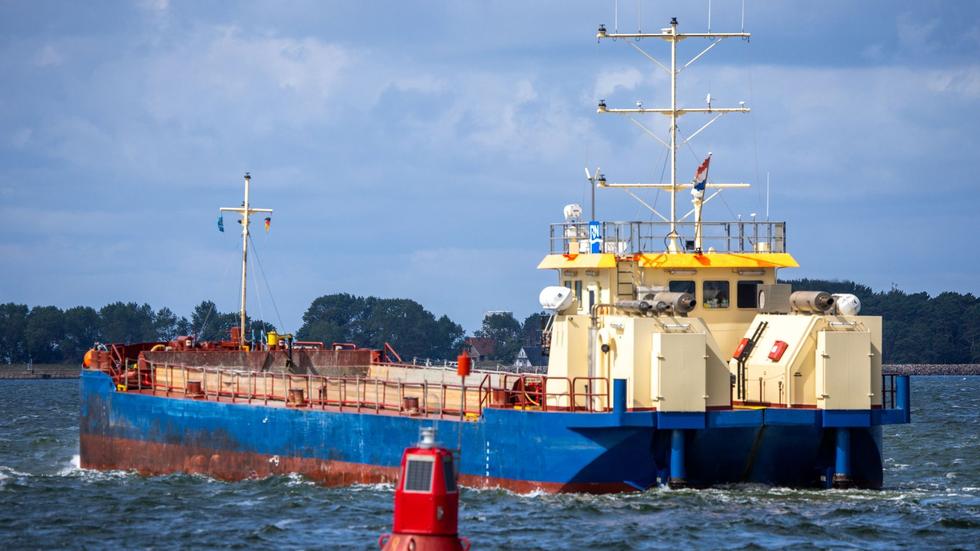 Rügen Experten Schlagen Alarm! Lng Terminal: Frist Verlängert – Die Genehmigung Droht Zu Scheitern? - 2bhja6j