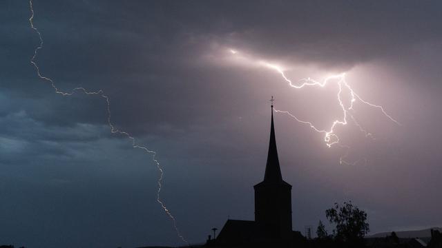 Statistik: Knapp 15.000 Blitze in Rheinland-Pfalz im Jahr 2022