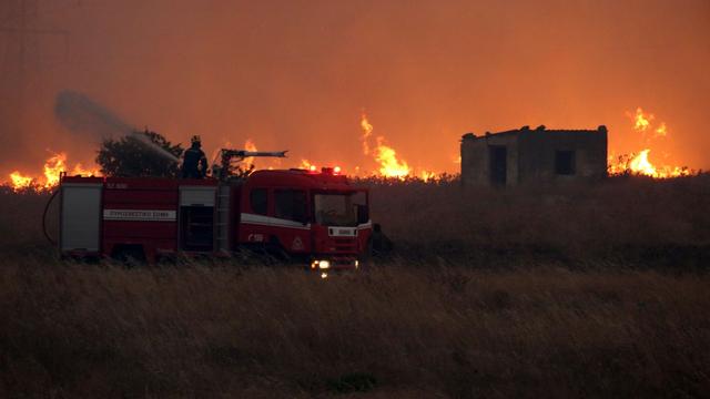 Notfälle: Teneriffa, Griechenland und Kanada kämpfen gegen Brände