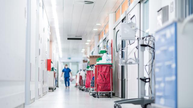 Umfrage: Städte stecken Hunderte Millionen Euro in Krankenhäuser