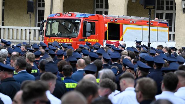Ermittlungen: Ursache für Brand mit toten Feuerwehrleuten bleibt ungeklärt
