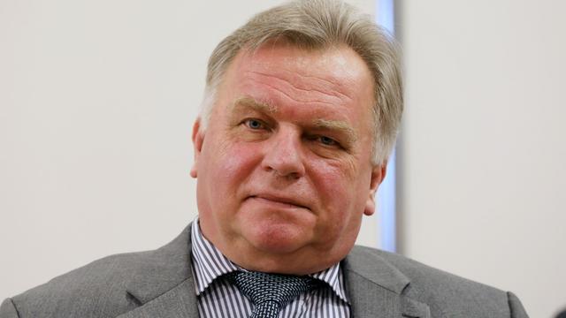 Prozess: Ex-Bundesverkehrsminister Krause wegen Betruges vor Gericht
