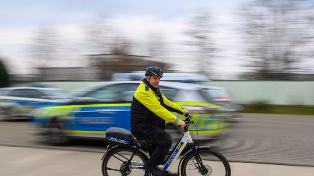 Verkehr: Landesbehörden setzen vermehrt auf Fahrräder und E-Bikes
