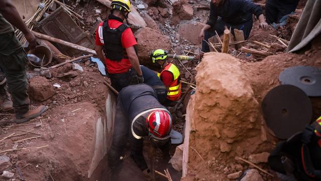 Katastrophe: Bangen und Beten um Verschüttete nach Erdbeben in Marokko