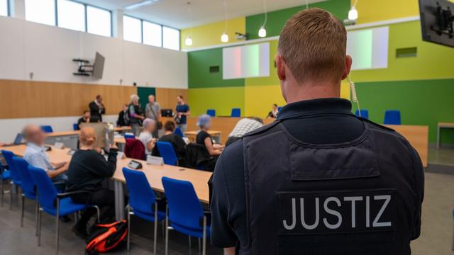 Amtsgericht Trier: Neun Klimaaktivisten wegen Nötigung vor Gericht