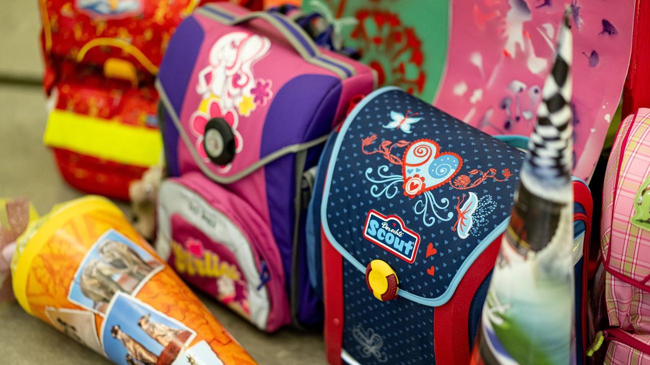  Foto zu Ferienende: Schulstart für 1,7 Millionen Kinder und Jugendliche 