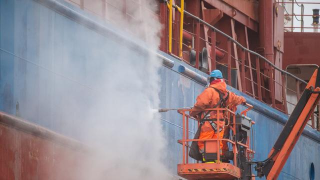 Abwracken: Stralsunder Werft soll Vorreiter bei Schiffsrecycling werden