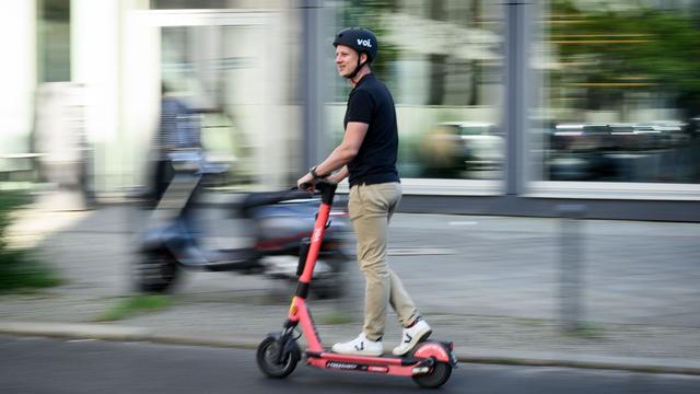 Verkehr: Voi-Chef erwartet kein E-Scooter-Verbot in Deutschland