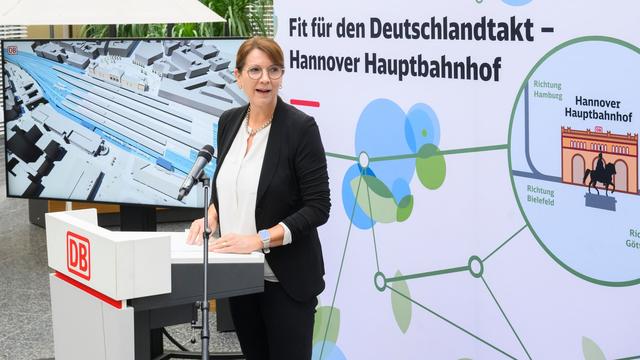 Ausbau der Bahnstrecke: Hamburg: Deutschlandtakt nach Hannover schnell umsetzen