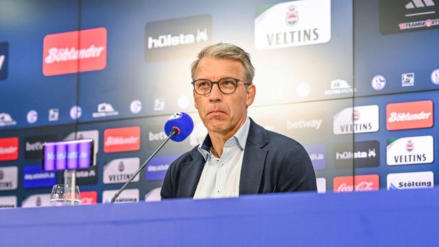 Schalke-Vorstand: Knäbel zur Trainersuche: Kreutzer auch gegen Hertha Chef