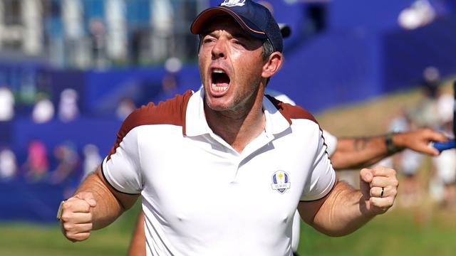 Golf: Ryder Cup: Europa baut Führung gegen desolates US-Team aus