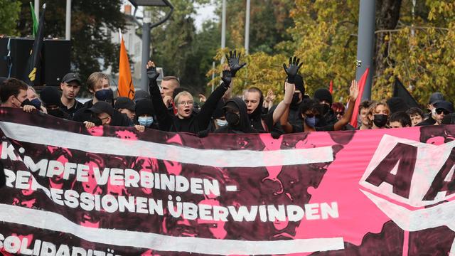 Kundgebungen : Fast 2000 Menschen bei Demonstrationen in Gera 