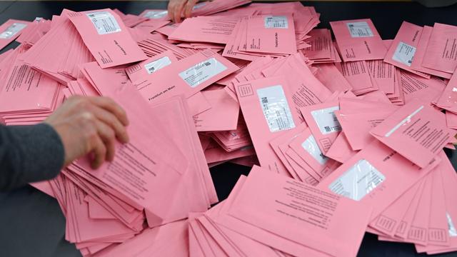 Landtag: Landeswahlleiter rechnet mit genug Wahlhelfern: Über 60.000 