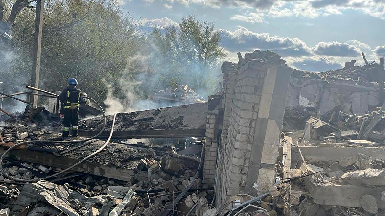 Unfassbar Ukraine Meldet Tote Und Verletzte Durch Angriff Auf Ferienlager Die Details - mqf7xcl
