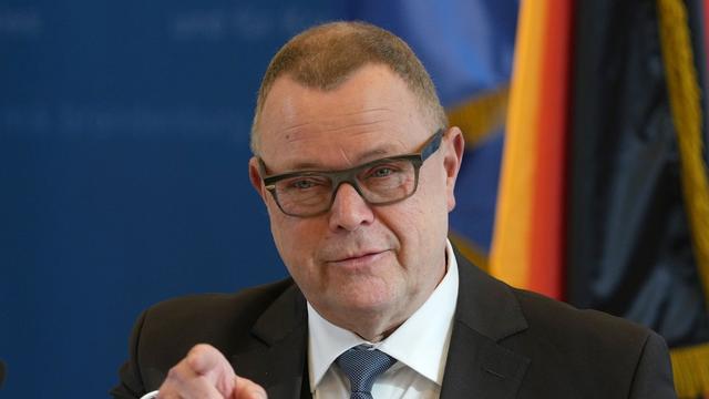 Bundesländer: Minister Stübgen: Scholz muss in Migrationskrise handeln