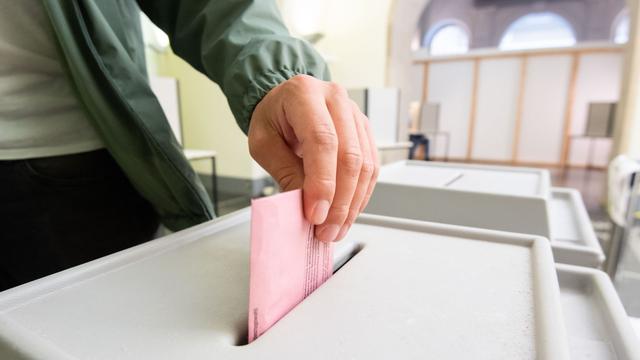 Wahlen: Luxemburg hat neues Parlament gewählt: Wahllokale zu