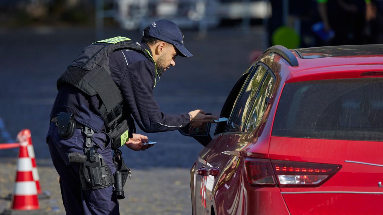 Verkehr: Ablenkung Im Fokus: Polizei Beteiligt Sich An Kontrollwoche ...