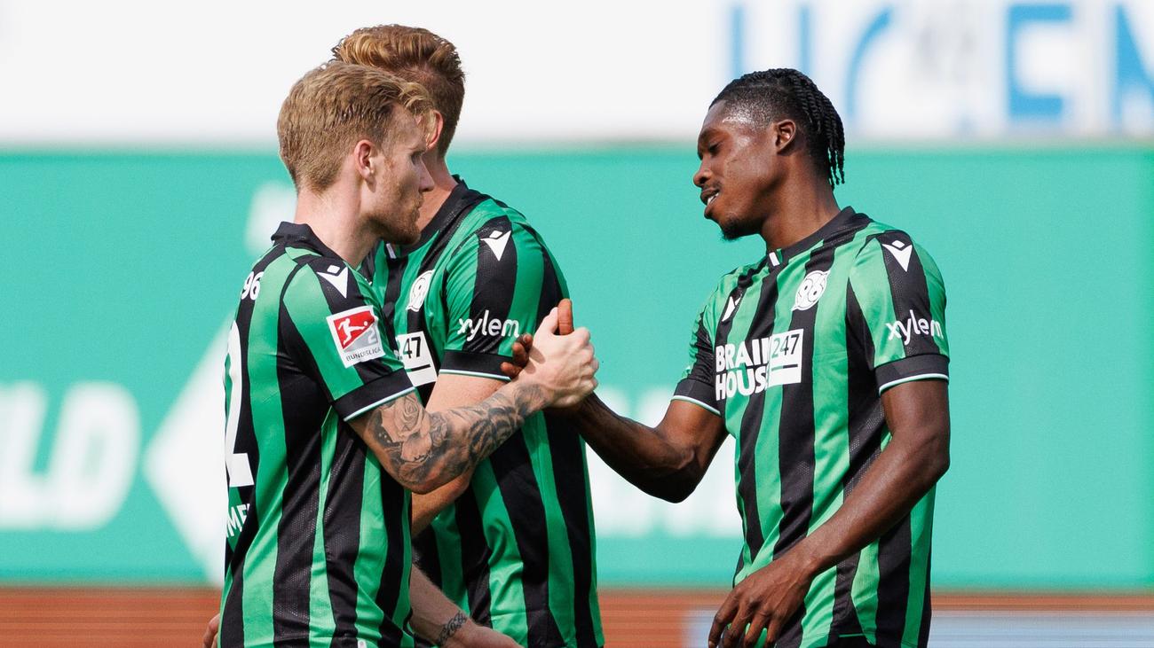 Fußball Hannover 96 gewinnt Test gegen Bundesligist Bochum 31 ZEIT ONLINE