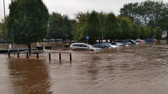 Wetter: Sturm «Babet» sorgt für Überschwemmungen in Irland
