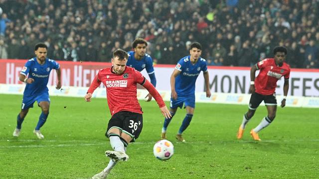 2. Liga: Sieg gegen Magdeburg: Hannover 96 vorerst auf Platz zwei
