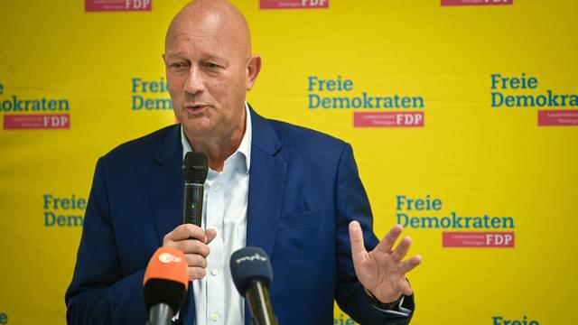 Parteien: Kemmerich schließt Mehrheiten mit AfD und Linken nicht aus
