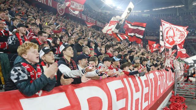 2. Bundesliga: Party mit Beigeschmack: FCK-Protest gegen 3:4-Spiel offen